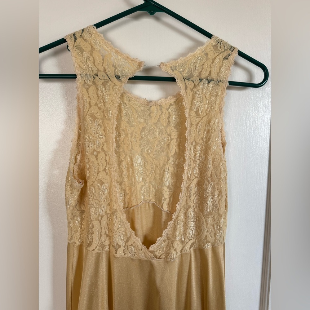 Romantic Moods Elegant Lace Maxi Intimate Dress - Picture 3 of 4